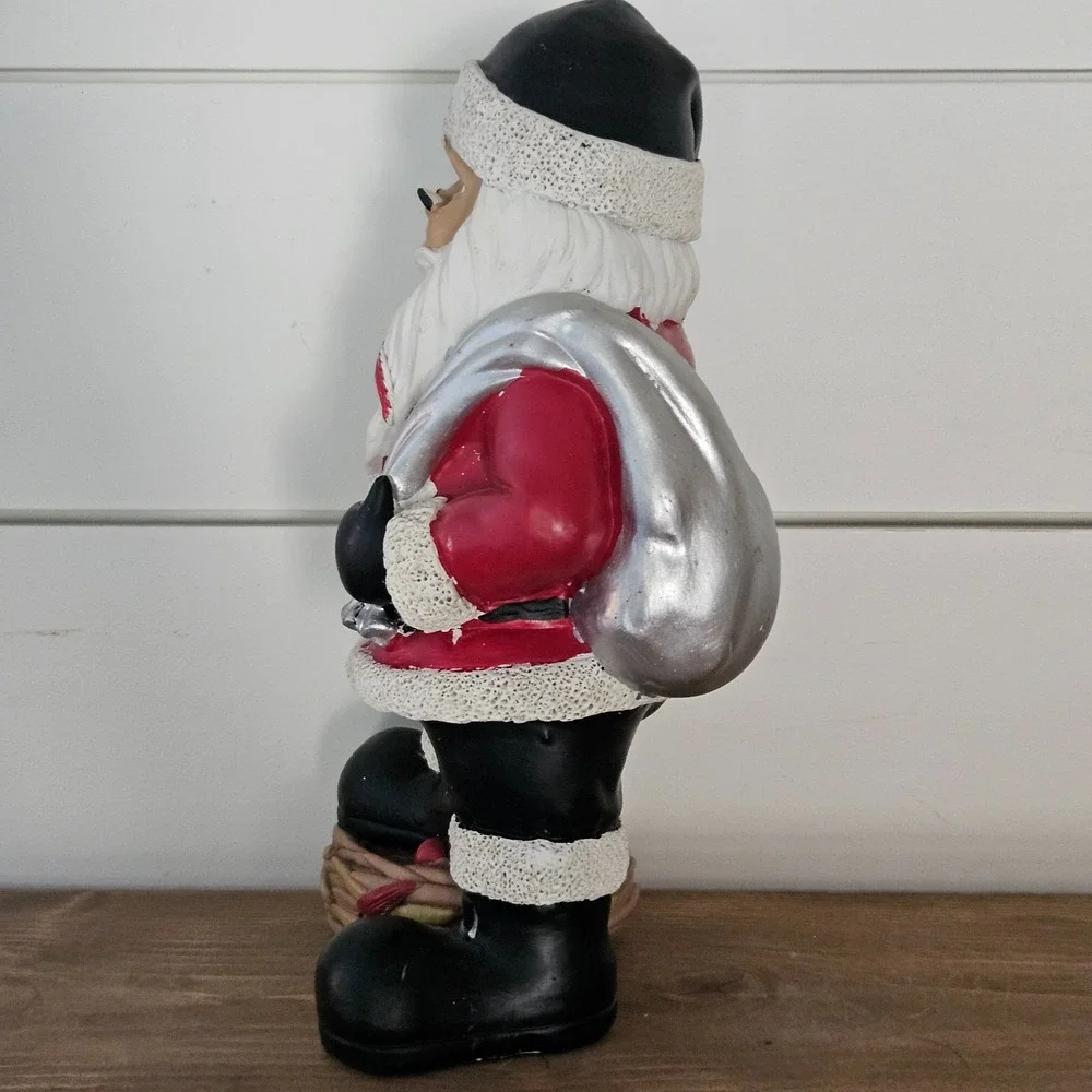 Atlanta Falcons Santa Figurine NFL Forever Collectibles Christmas Decor Football